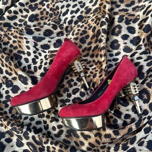 Suede 4 inch heel platform by ground zero stiletto women’s size 7